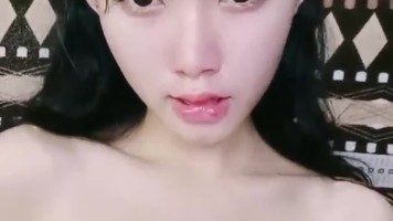 Live Binal Cewek Imut Hot Menggoda