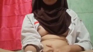ABG SMA Yuva BDSM Seragam Sekolah Gesek Itil Colmek 3