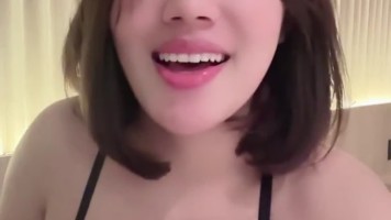 Marshaa Tambah Glowing Uting Coklat Toket Mancung Desah