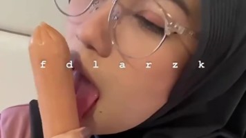 Bokep Jilbab Ukhti Fadhilarzk Remas Buah Dada Nyepong Sosis Trakteer