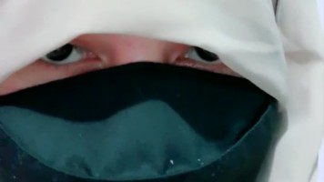 Bokep Jilbab Nita UKhty Godain Pascol show Memek dan TT